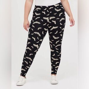 Torrid Fleece Lined Bat-Print Leggings